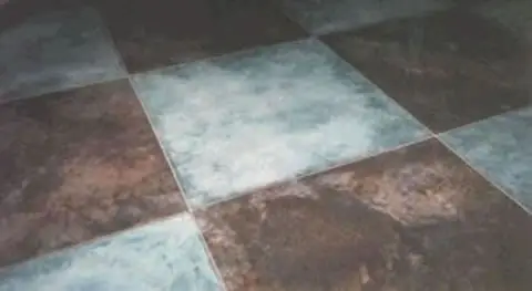 Diamond-pattern stained floor